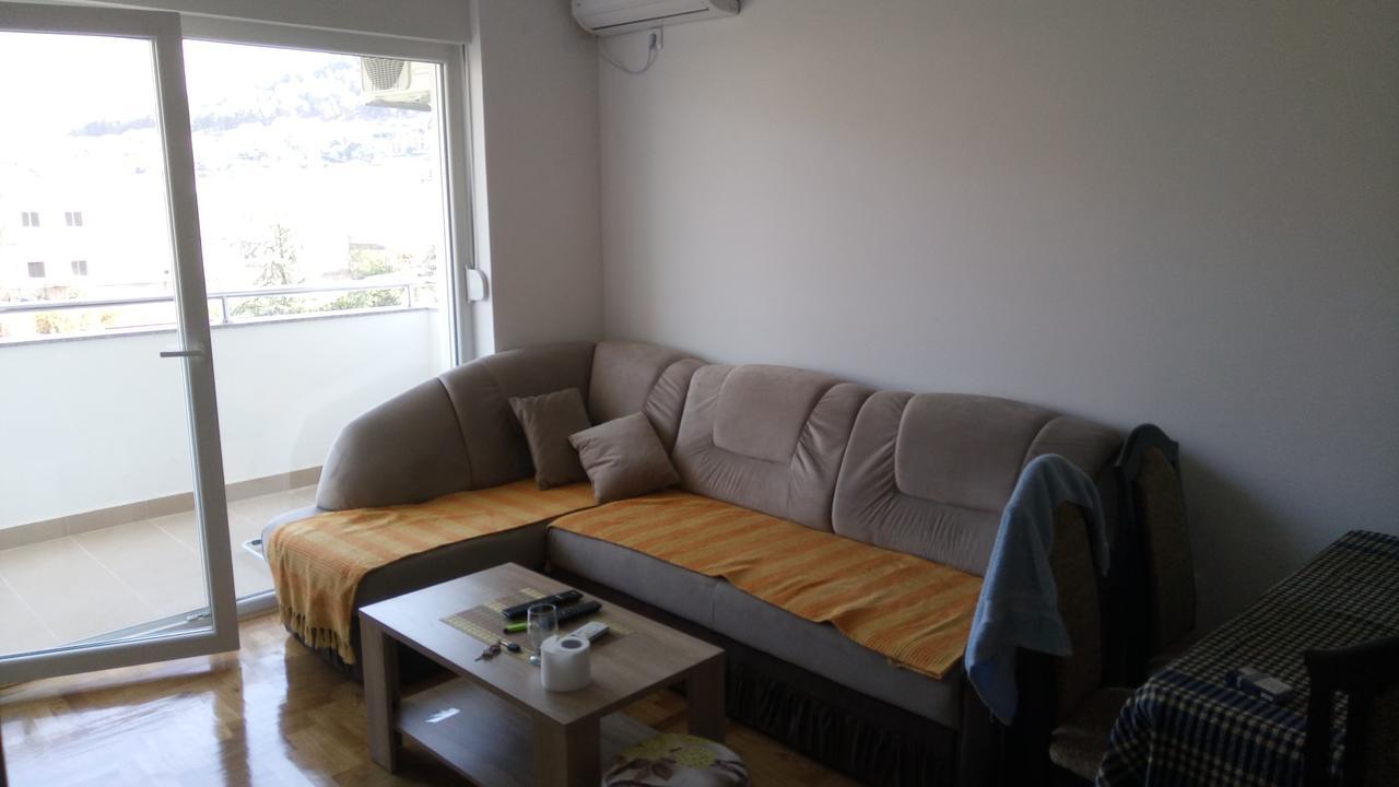 Apartman Требинье Экстерьер фото
