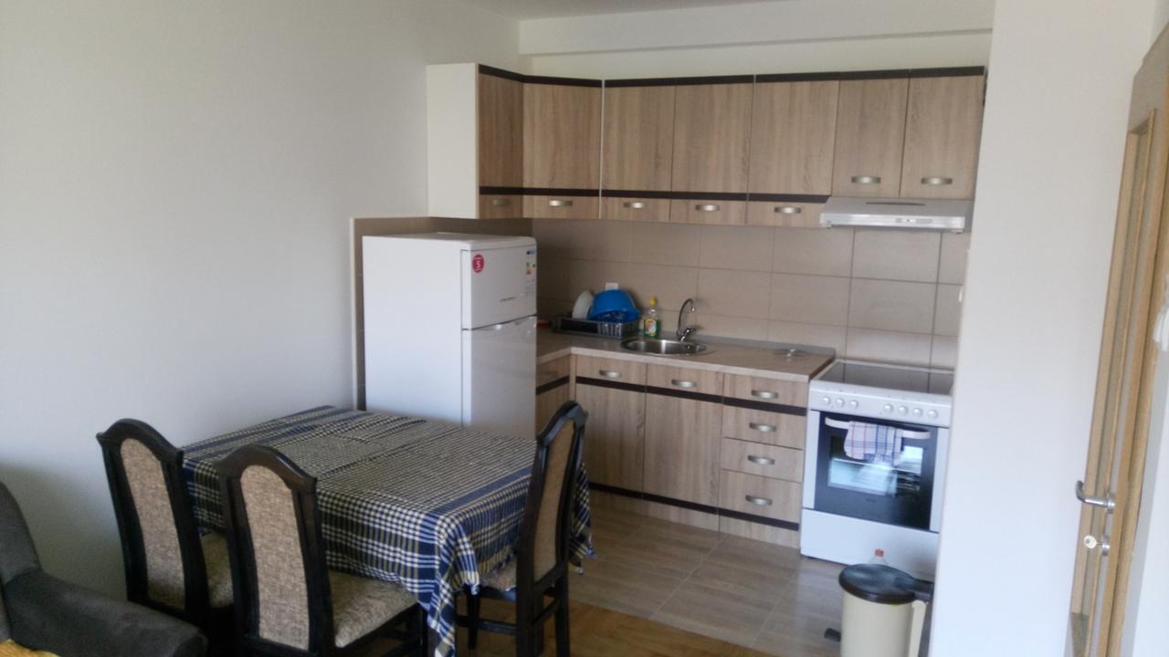 Apartman Требинье Экстерьер фото
